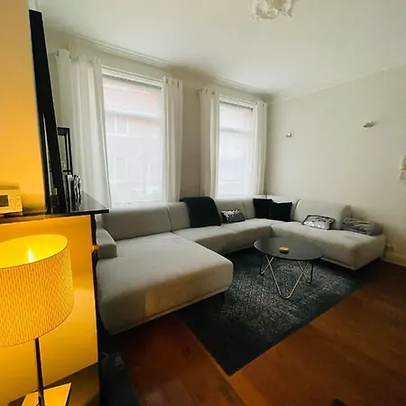 O-sea House: Herenwoning In Belle Epoque Wijk Te 别墅 *