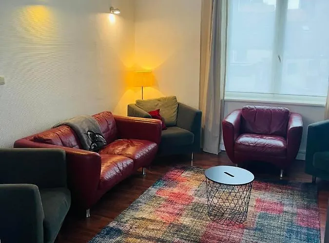 O-sea House: Herenwoning In Belle Epoque Wijk Te * Ostende